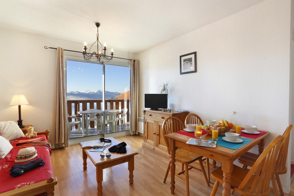 Residence Nemea Les Chalets Du Belvedere Font-Romeu-Odeillo-Via Buitenkant foto